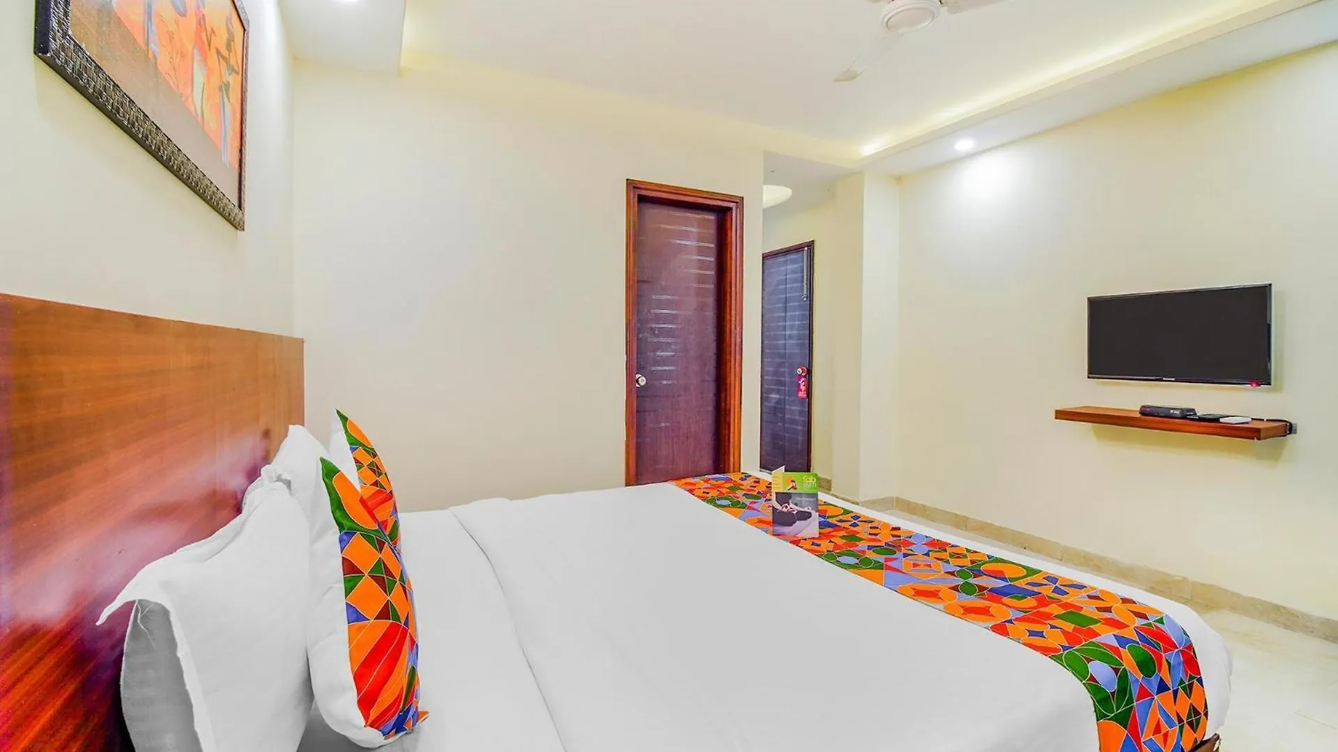 Hotel Fabhotel Vr Stay Gurgaon